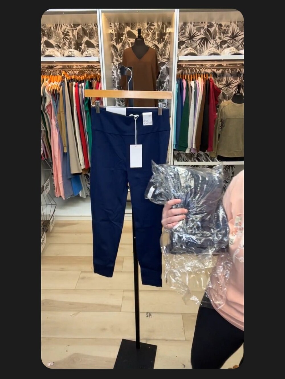 Dear Scarlet Women's High-Rise Navy Ponte Leggings Magic Pants